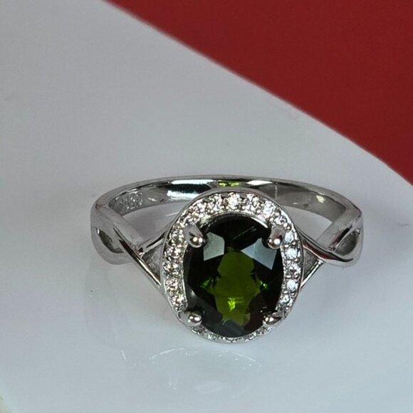 915 Sterling Silver Ring wirh Natural Chrome Diopside 7X9mm & Cz - Picture 6 of 8